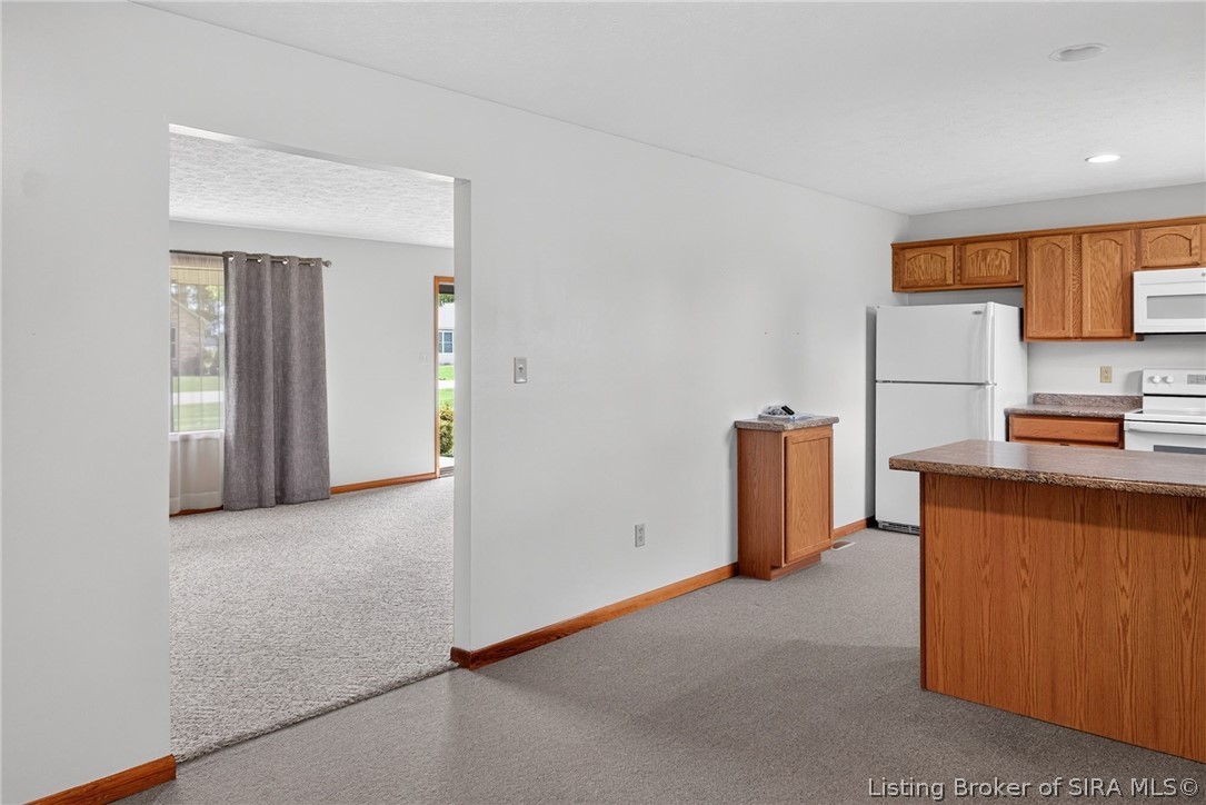 236 Agin Way Property Photo 6