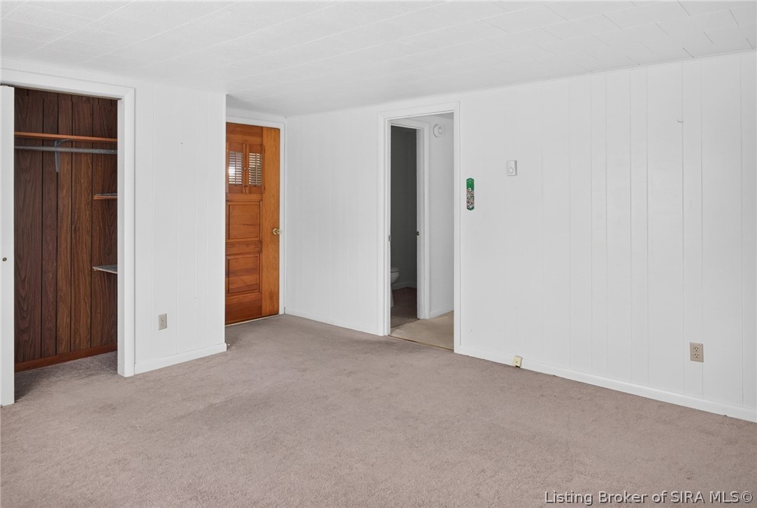 236 Agin Way Property Photo 12