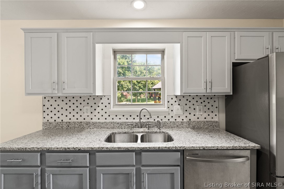 8517 Plum Tree Court Property Photo 25