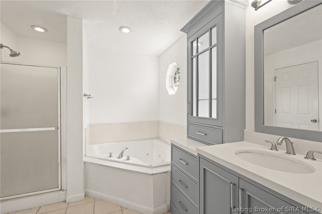 8517 Plum Tree Court Property Photo 38