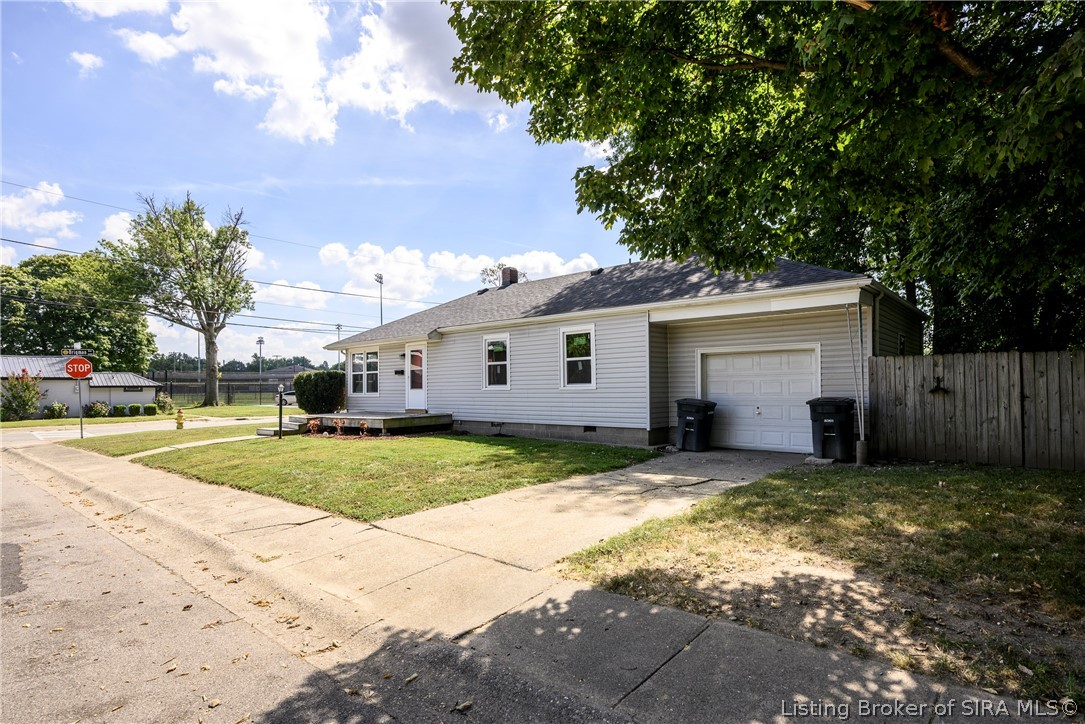 700 Brighton Avenue Property Photo 3