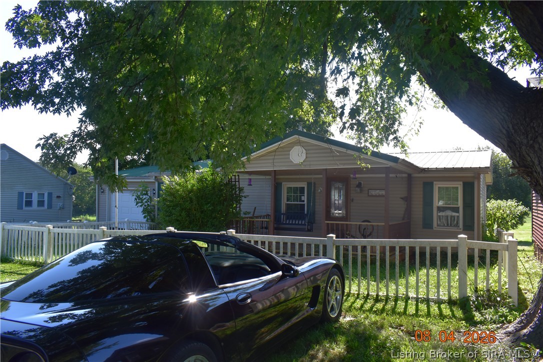 8131 S Co Rd 325 E Property Photo 1