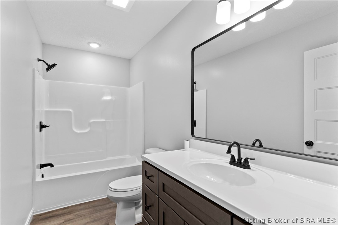 403 W Howard Street Property Photo 13