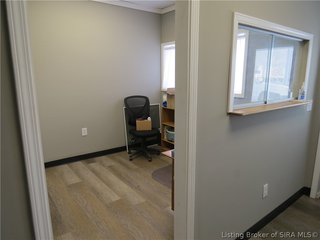 1302 Hackberry Street Property Photo 7