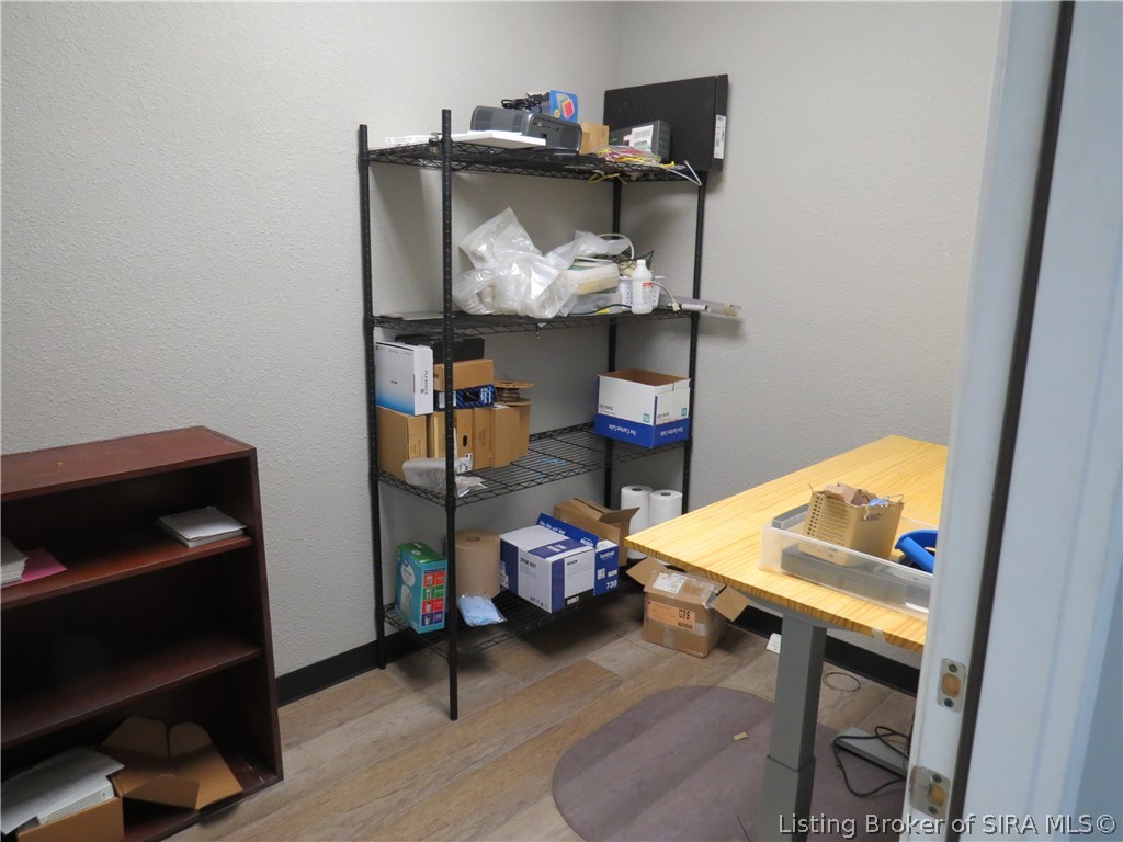 1302 Hackberry Street Property Photo 11