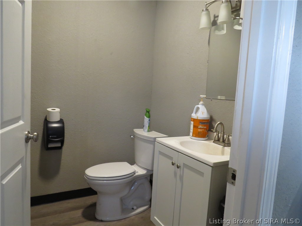 1302 Hackberry Street Property Photo 13