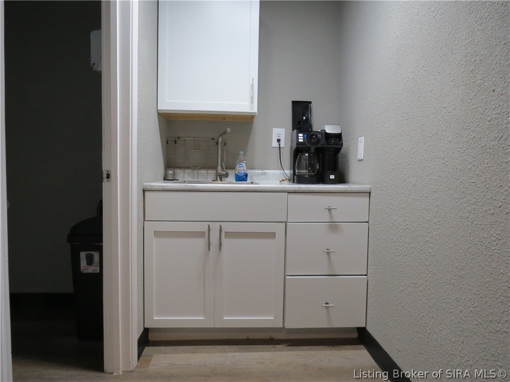1302 Hackberry Street Property Photo 15