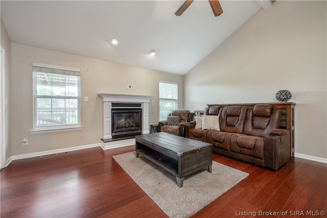 7905 Hollowview Drive Property Photo 5