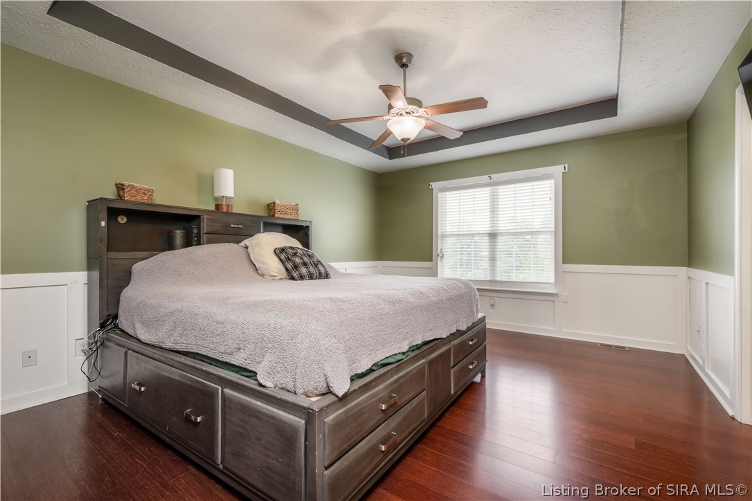 7905 Hollowview Drive Property Photo 12