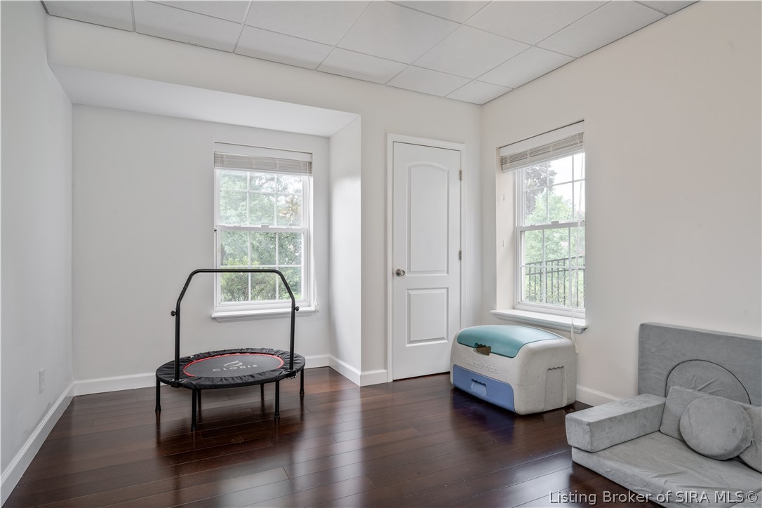 7905 Hollowview Drive Property Photo 27