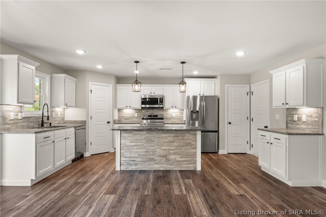 6407 Sunset Loop Property Photo 23