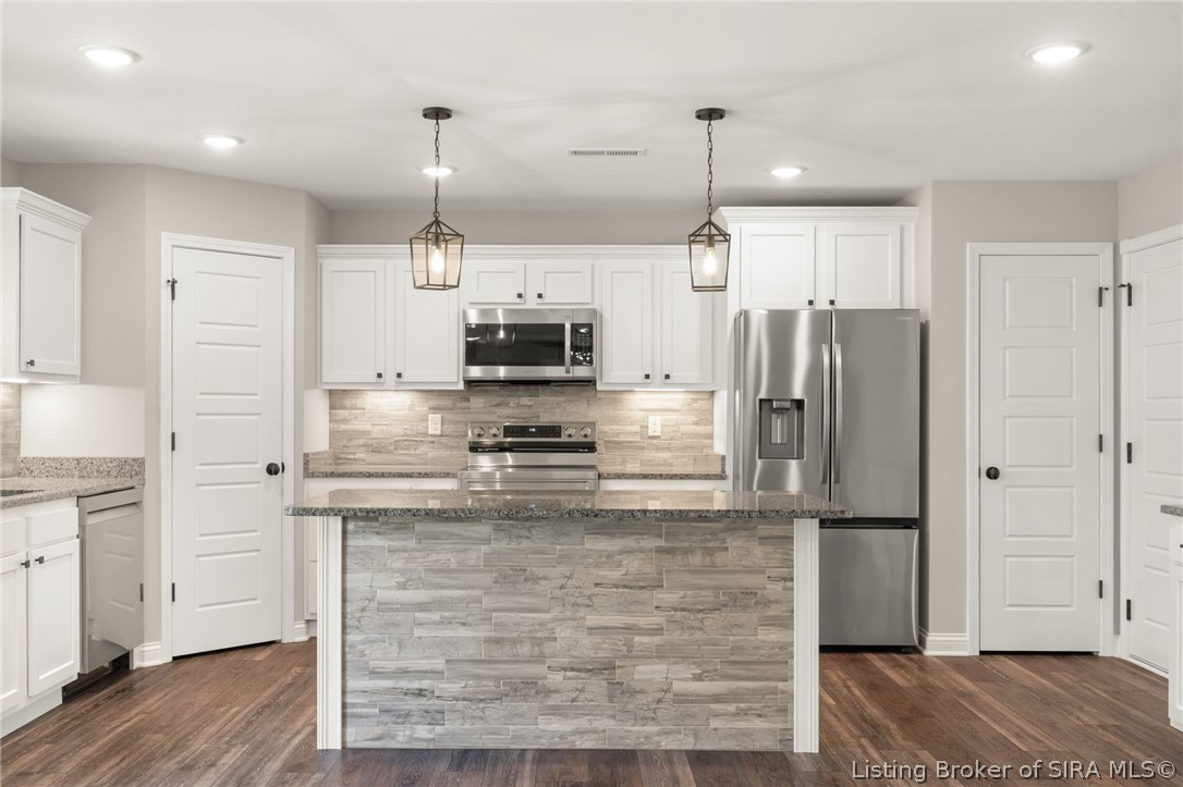 6407 Sunset Loop Property Photo 24