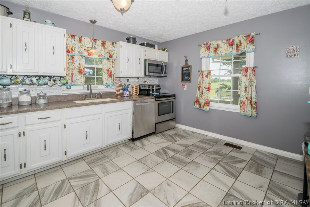 3563 N Cox Ferry Road Property Photo 11