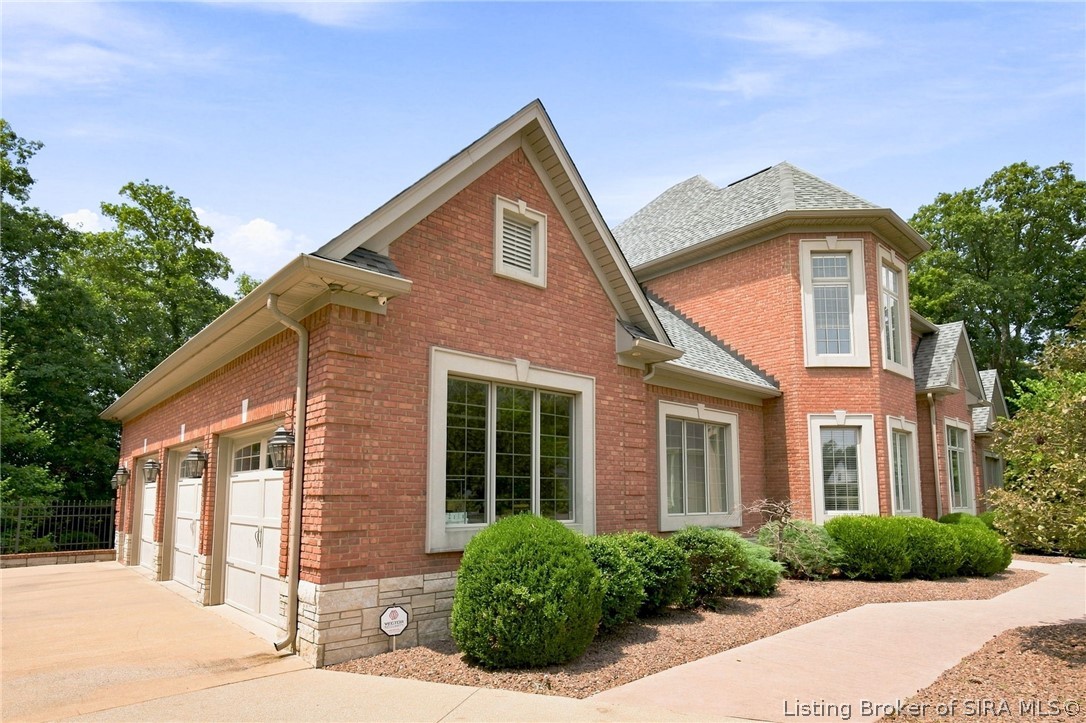 3803 Laurent Libs Court Property Photo 3