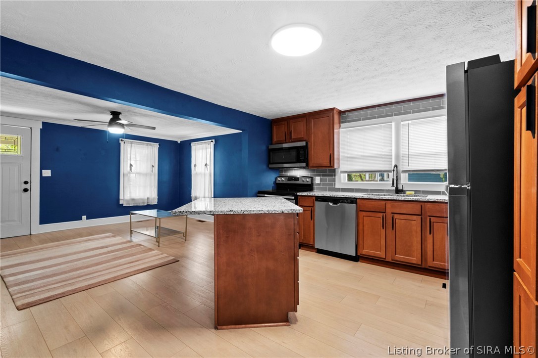 840 E Walnut Street Property Photo 12