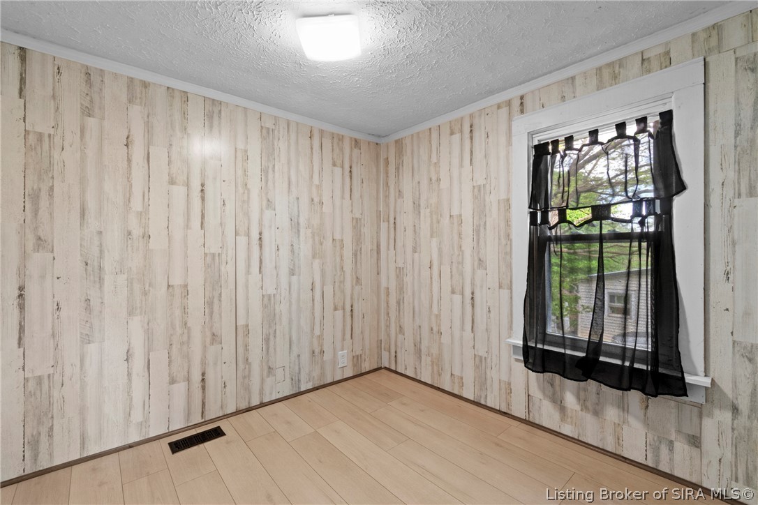 840 E Walnut Street Property Photo 19
