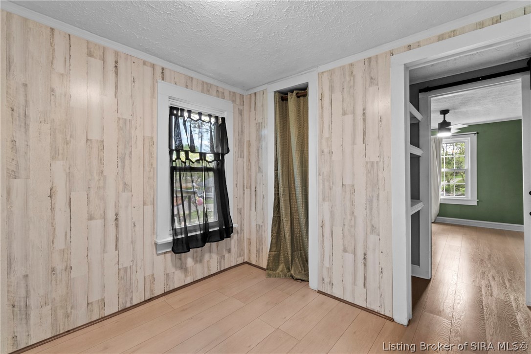 840 E Walnut Street Property Photo 20
