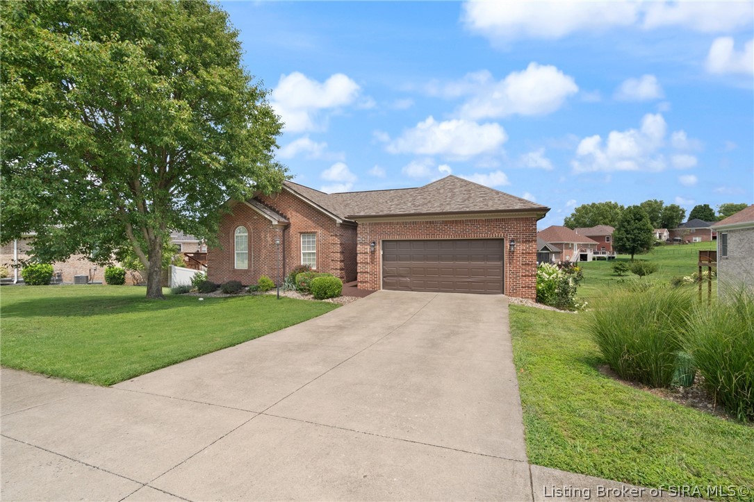 3103 Heritage Heights Way Property Photo 2