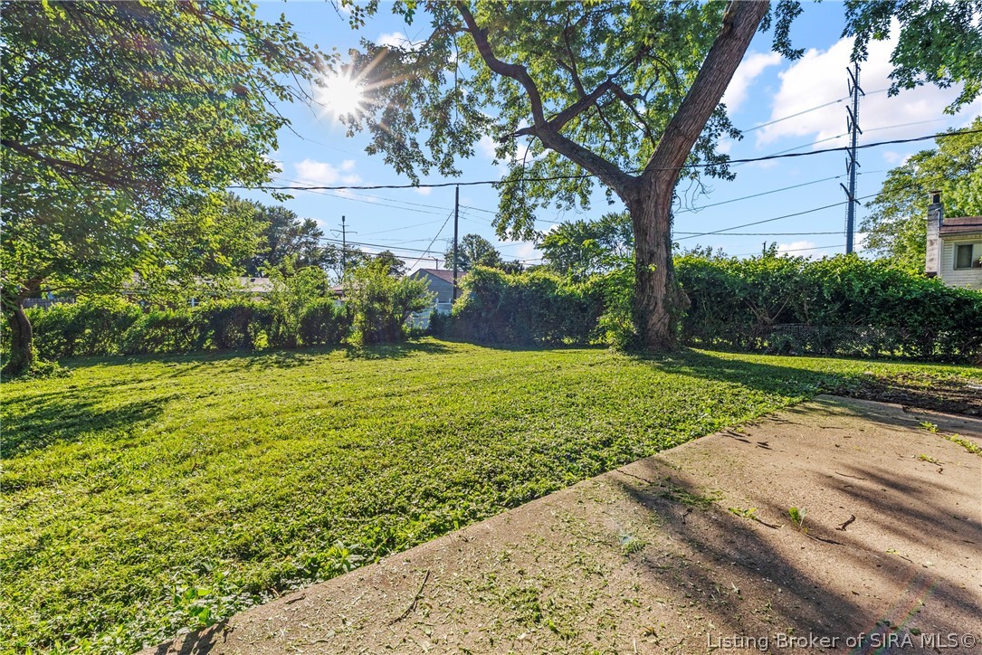1702 Beaumont Drive Property Photo 17