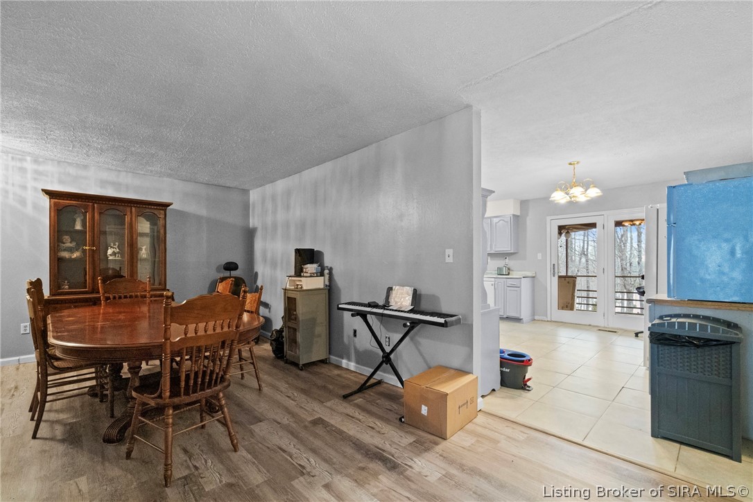 9690 S Voyles Road Property Photo 6