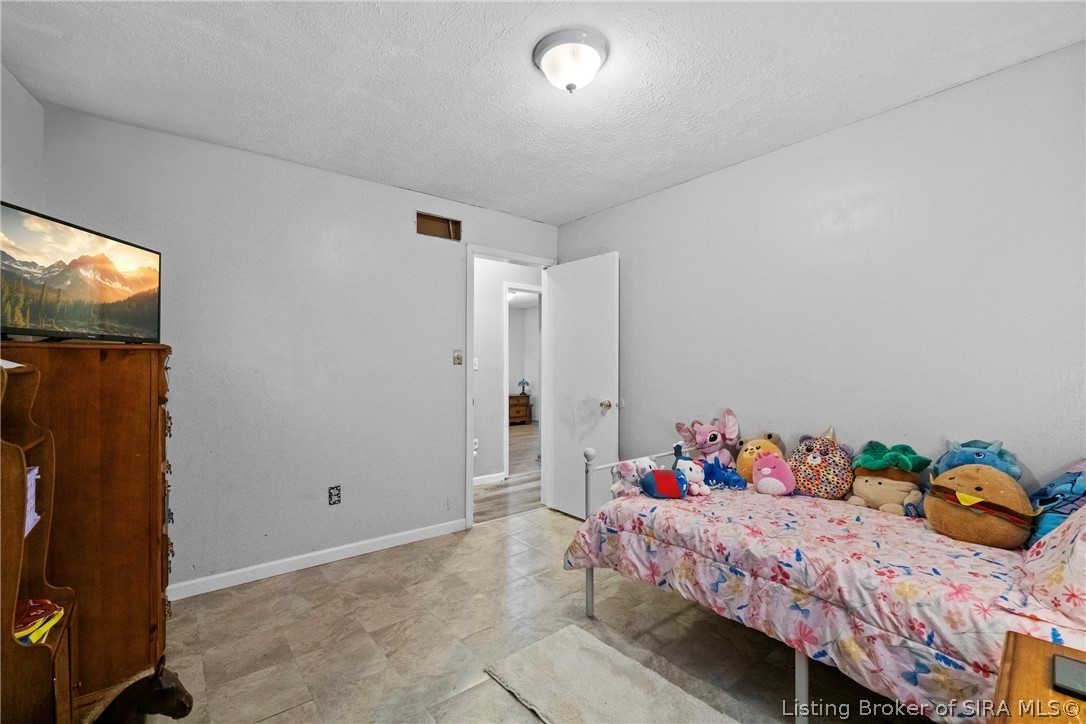 9690 S Voyles Road Property Photo 17