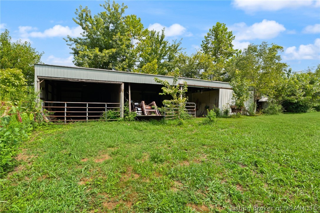 4379 W Grandview Road Property Photo 9