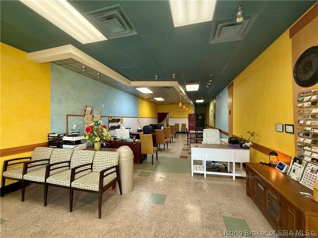 18 Public Square Property Photo 3