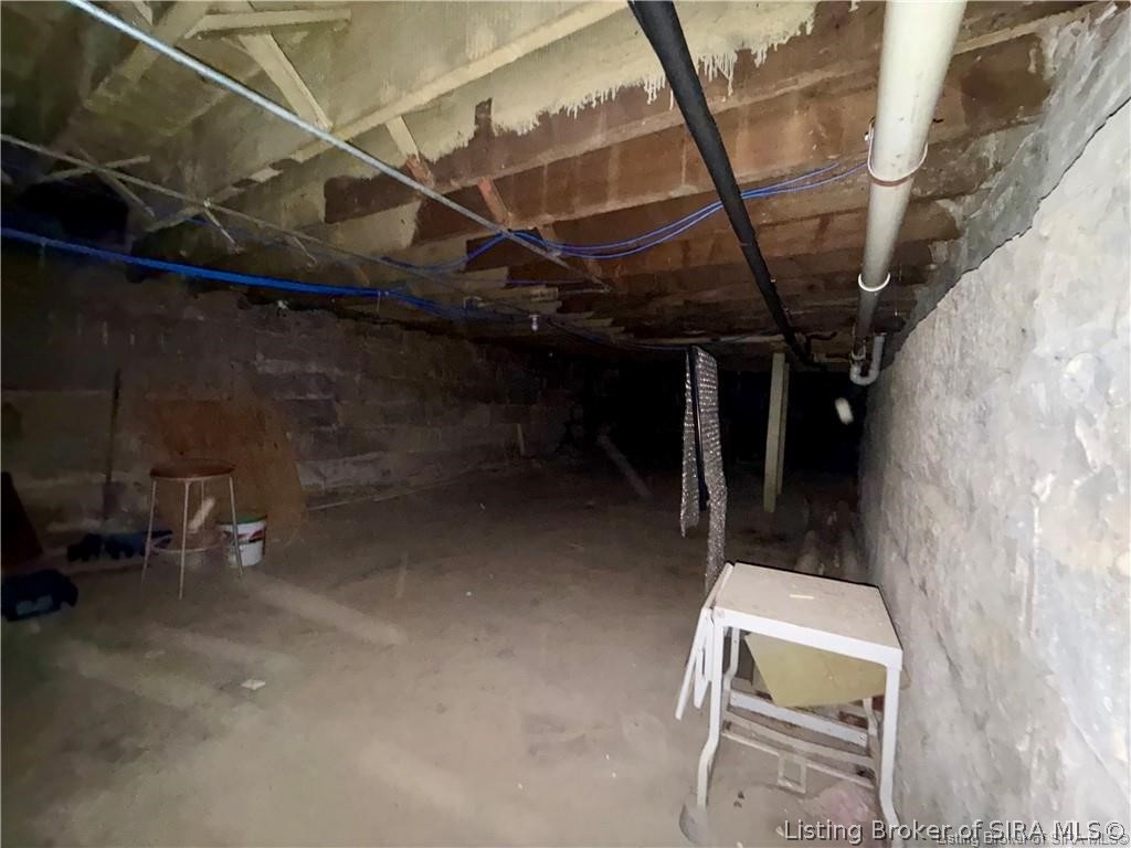 18 Public Square Property Photo 37