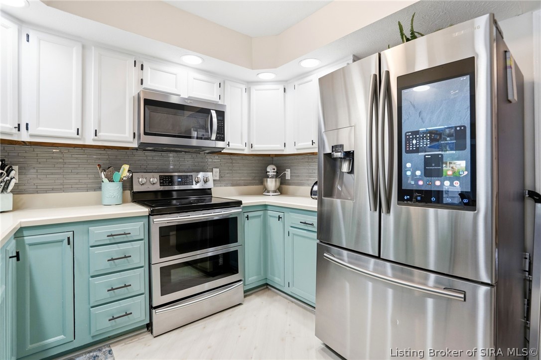 607 Erin Drive Property Photo 15