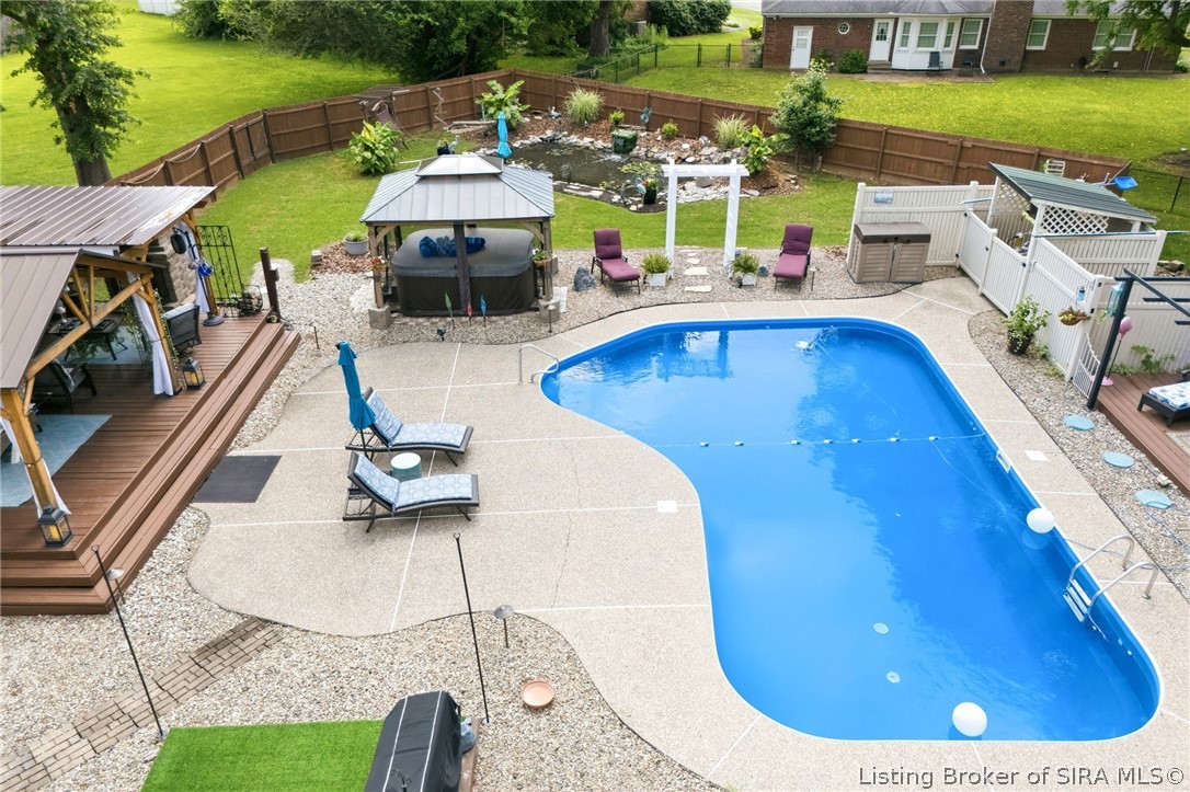 607 Erin Drive Property Photo 91