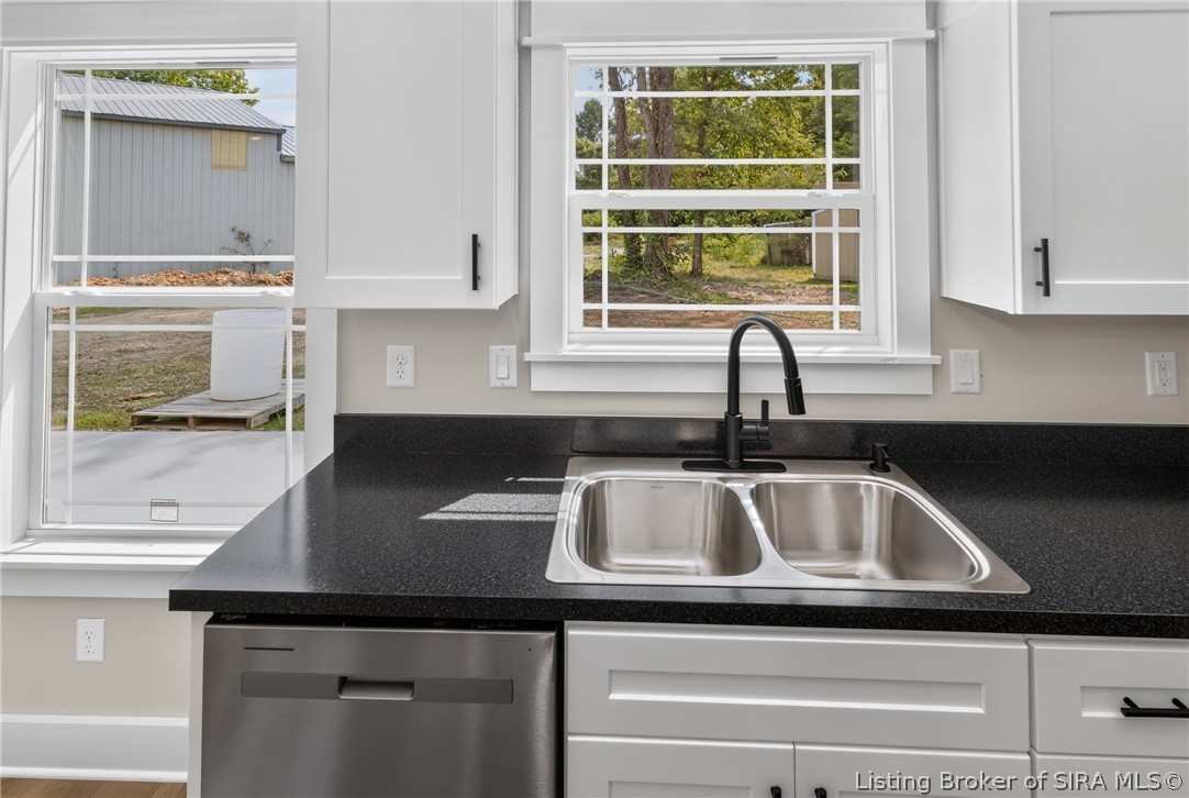644 Lilac Circle Property Photo 23