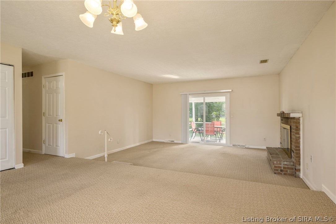 3629 Doe Run Way Property Photo 7