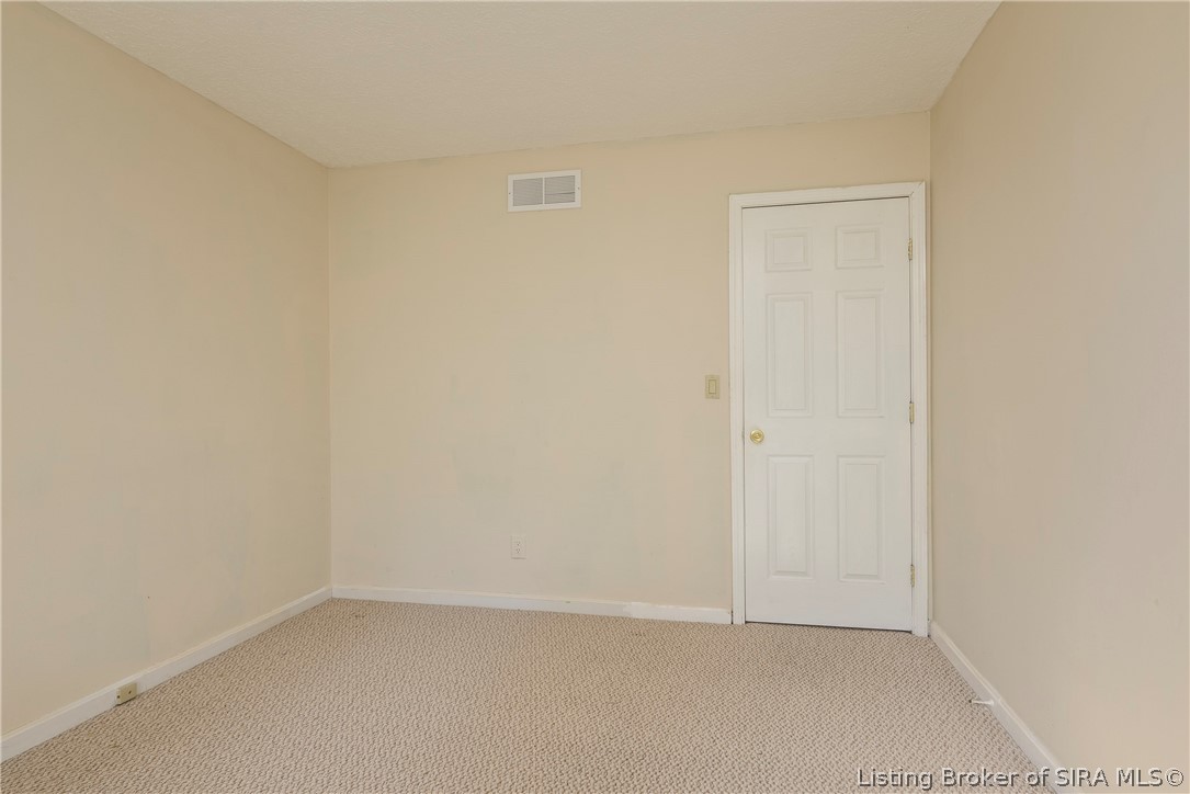 3629 Doe Run Way Property Photo 20
