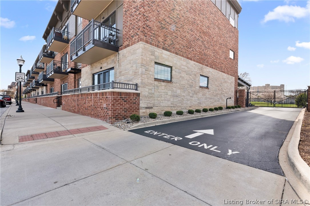 238 Mulberry Street Property Photo 3