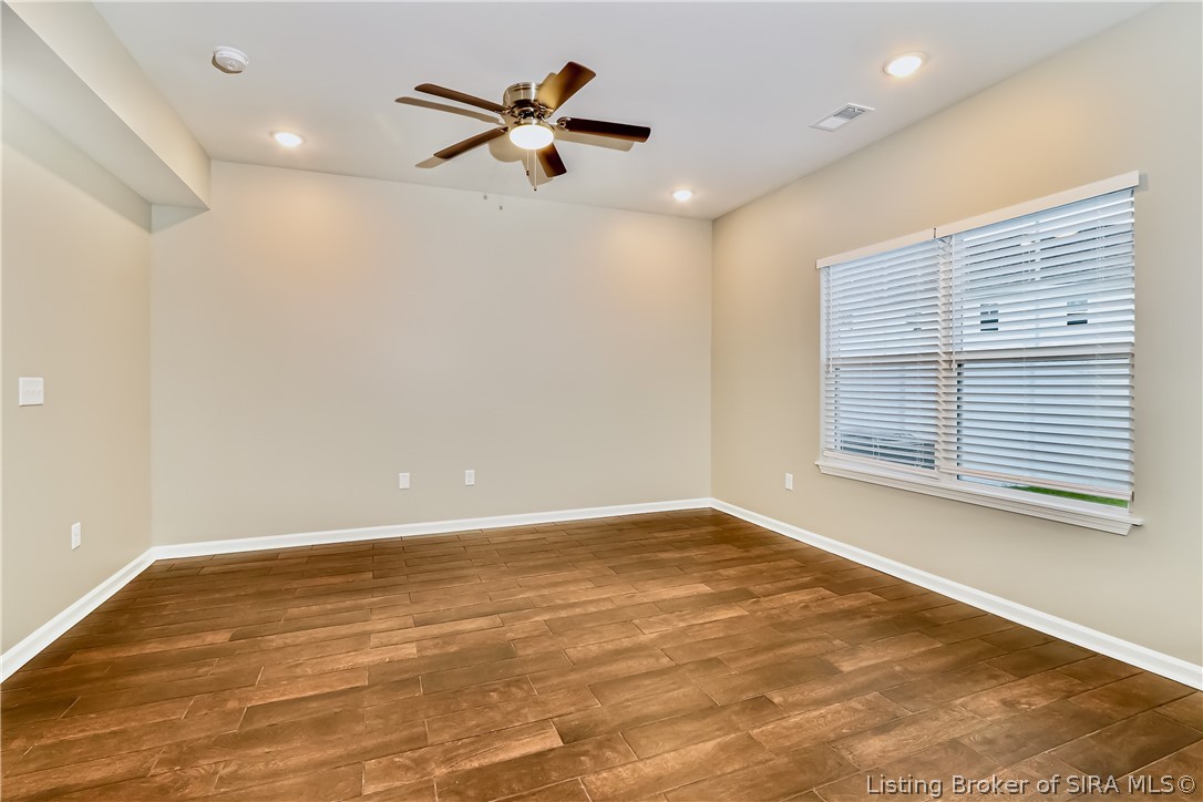 2094 Steamboat Way Property Photo 5