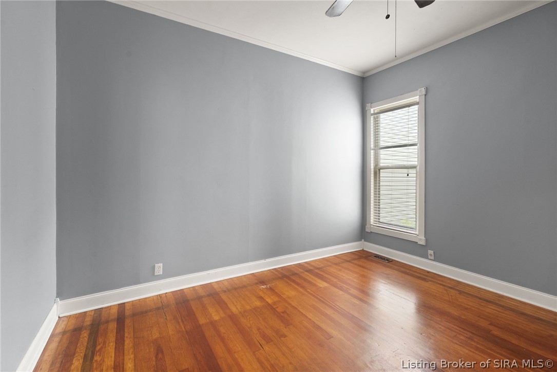 1924 E Spring Street Property Photo 7