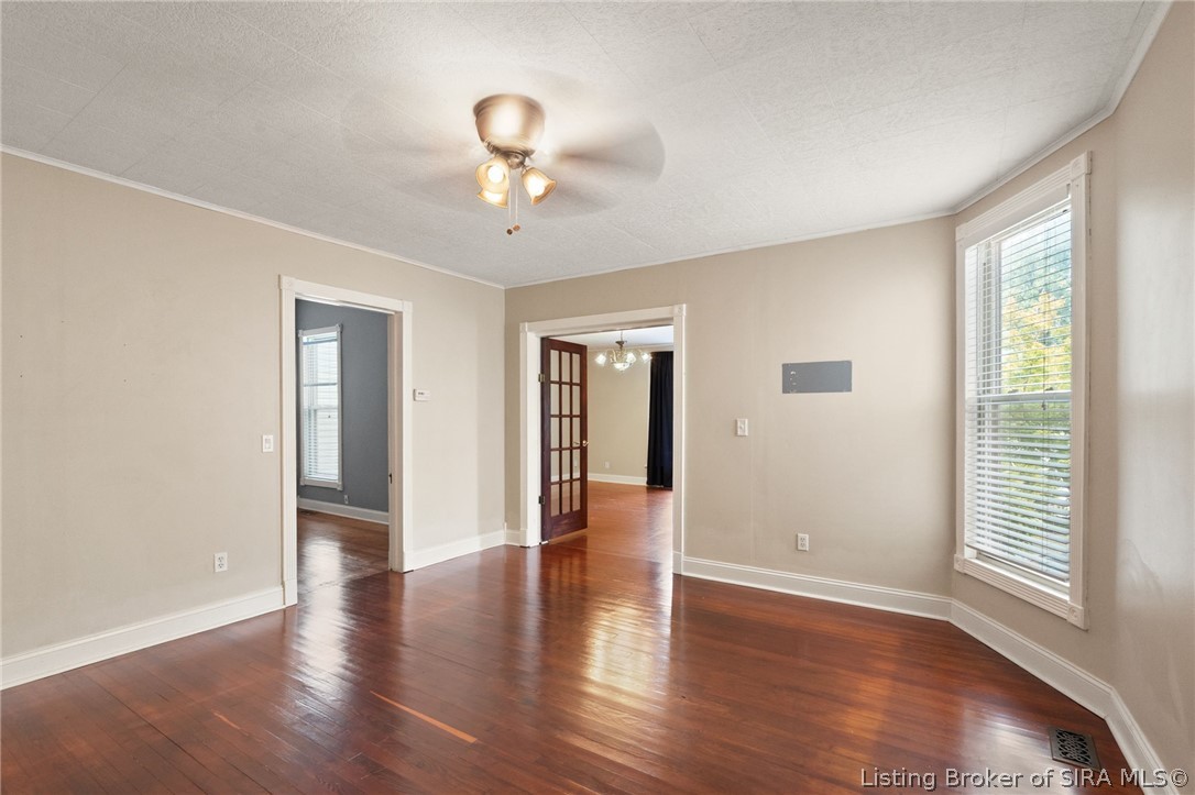 1924 E Spring Street Property Photo 11