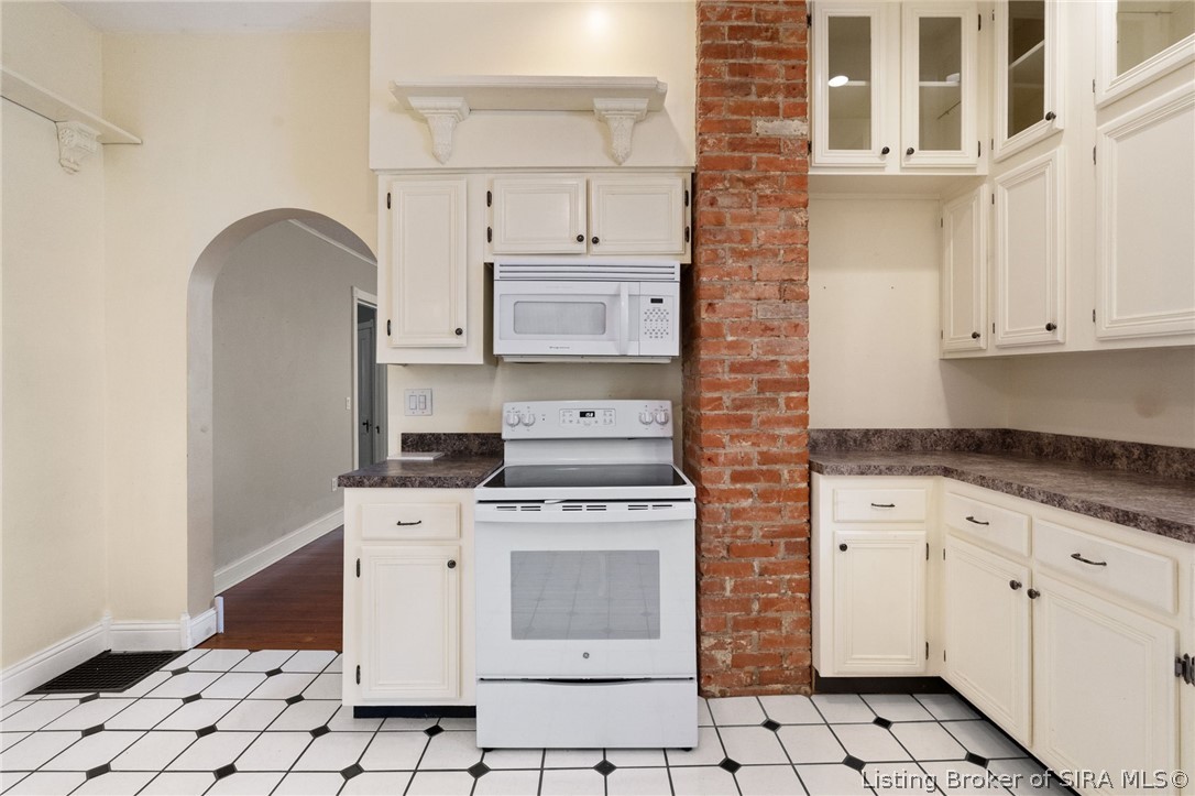 1924 E Spring Street Property Photo 20