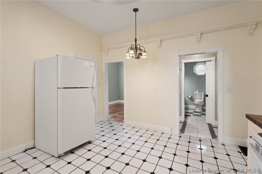 1924 E Spring Street Property Photo 21