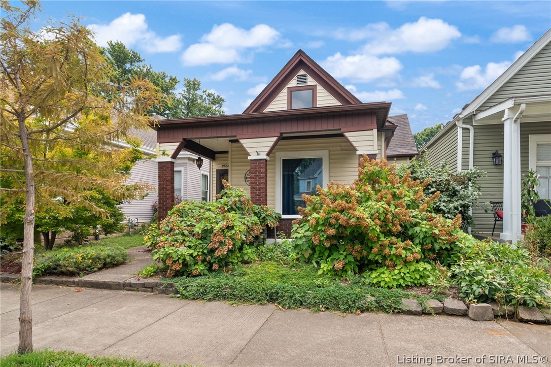1924 E Spring Street Property Photo 35