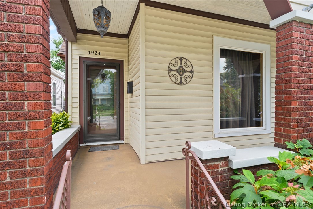 1924 E Spring Street Property Photo 39