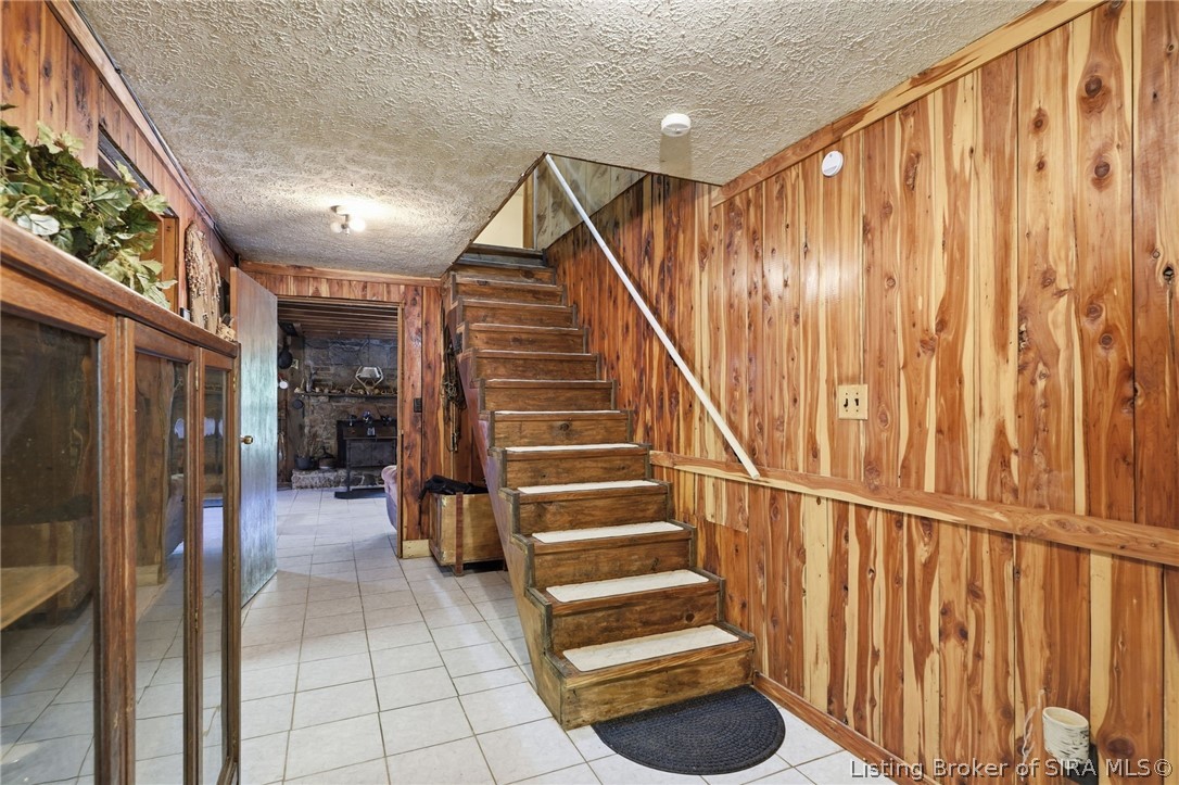 1286 E Thorton Road Property Photo 8