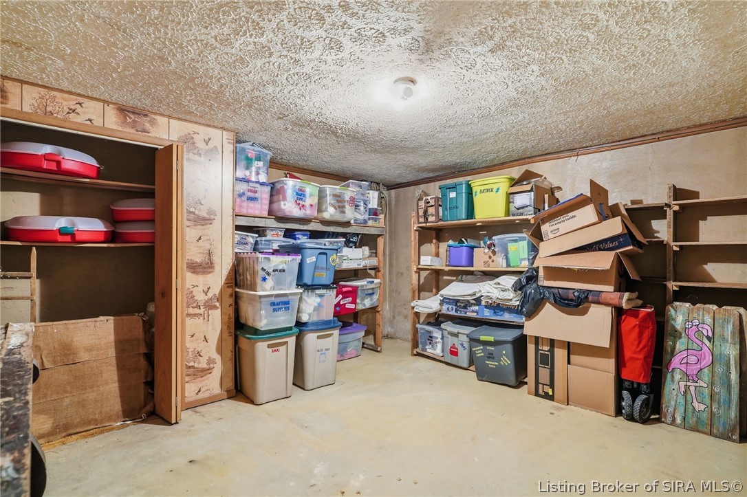 1286 E Thorton Road Property Photo 10