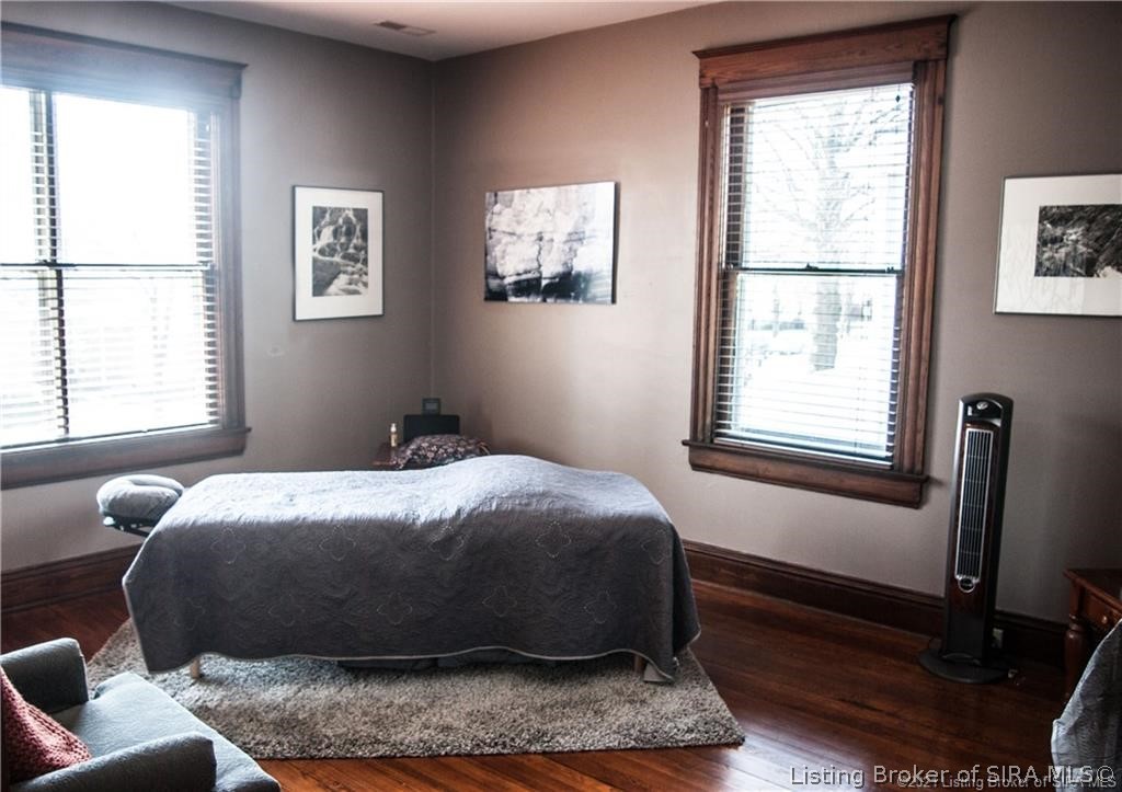 1931 E Spring Street Property Photo 15