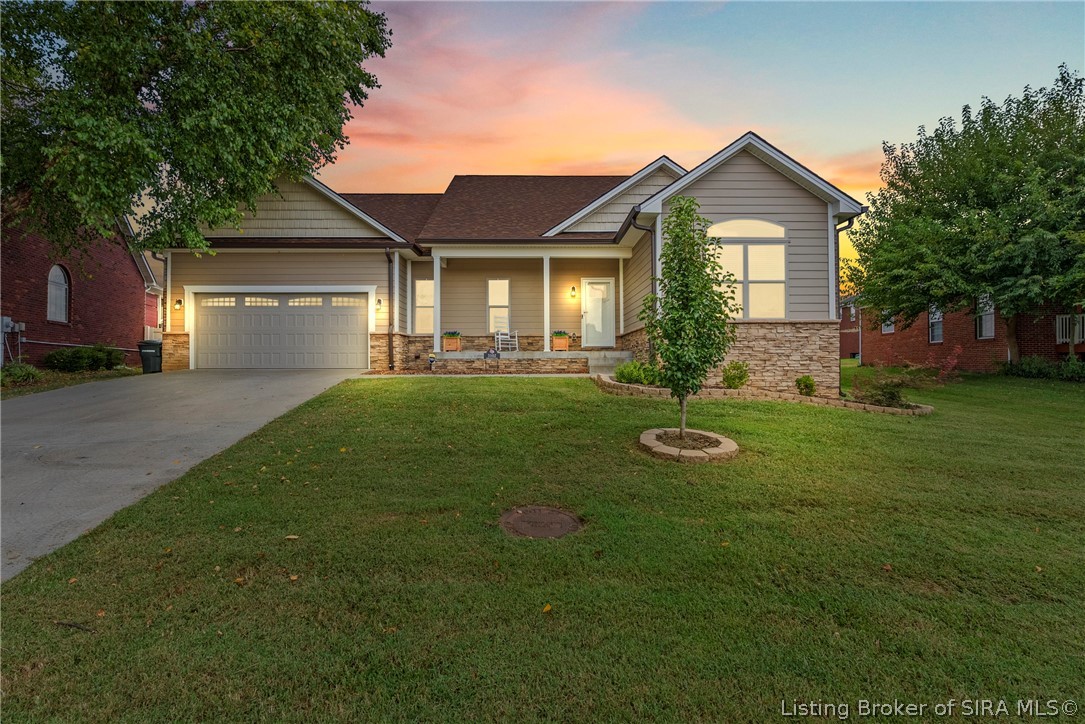 3102 Ambercrest Loop Property Photo 1
