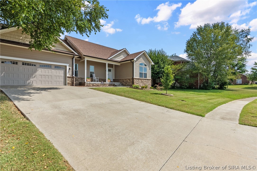 3102 Ambercrest Loop Property Photo 4