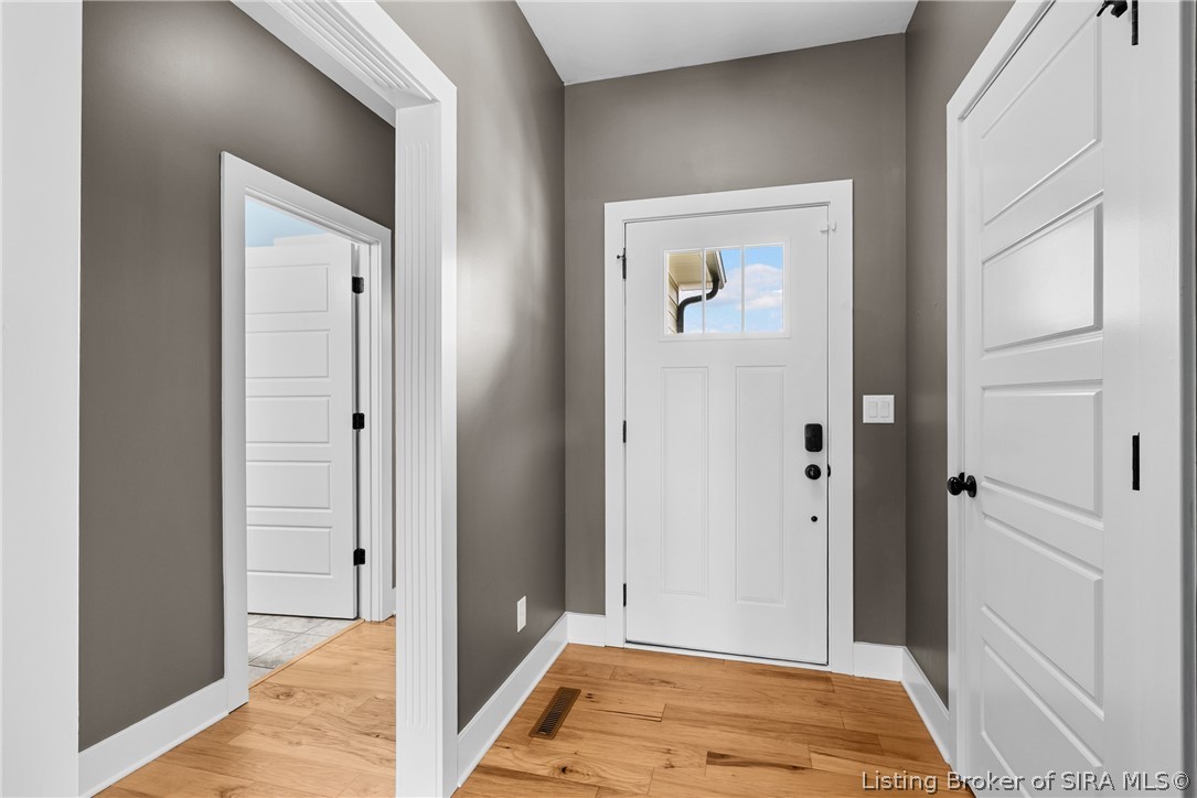 3102 Ambercrest Loop Property Photo 8