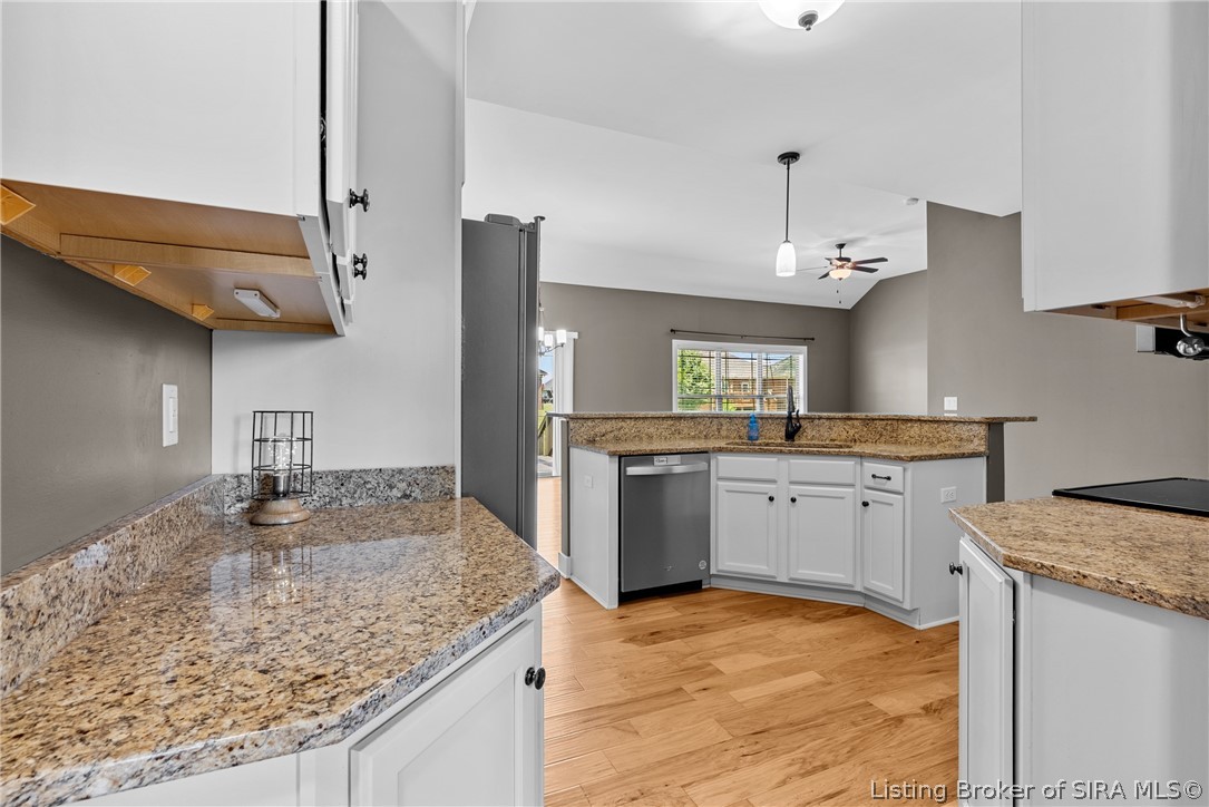 3102 Ambercrest Loop Property Photo 22