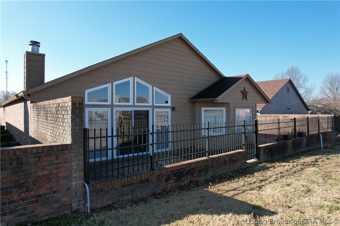 107 Spaulding Drive Property Photo 3