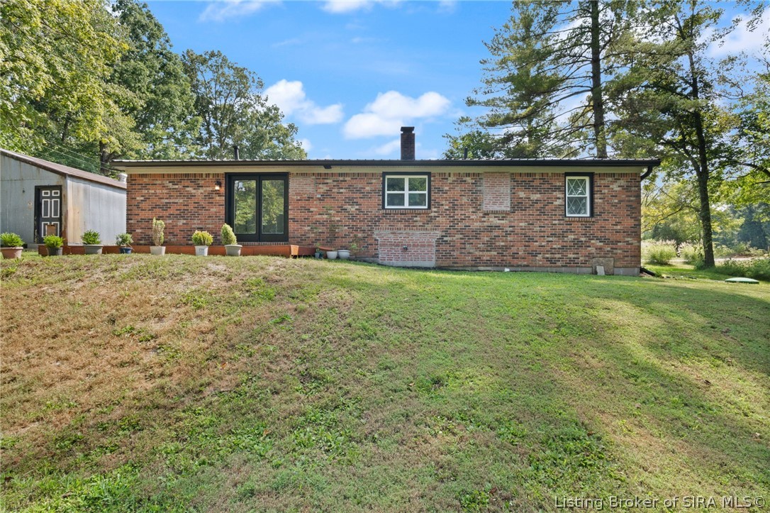 352 E Brown Road Property Photo 3